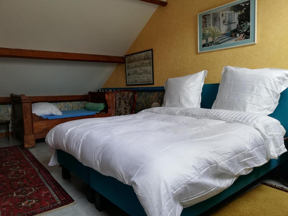 Le Fuchier Bed and Breakfast Saint-Martin-de-Fressengeas Εξωτερικό φωτογραφία