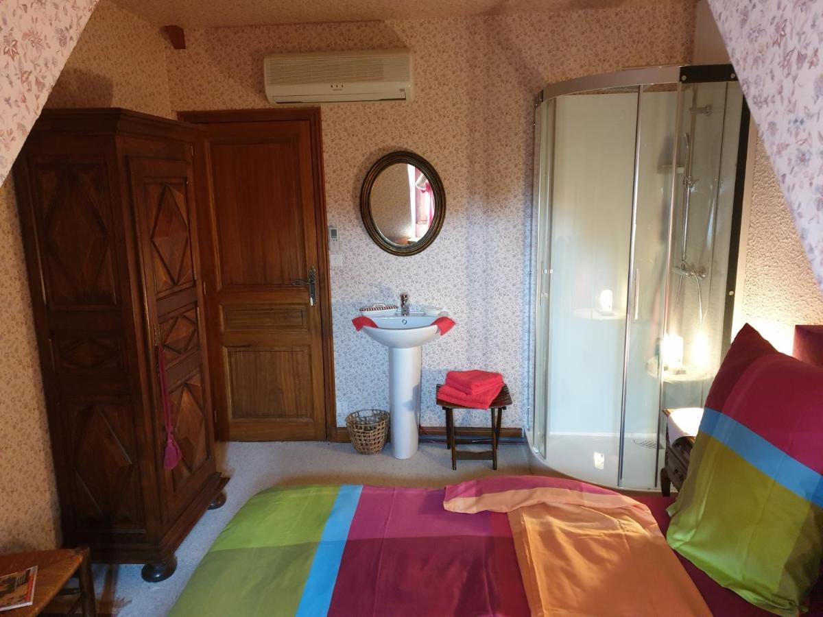 Le Fuchier Bed and Breakfast Saint-Martin-de-Fressengeas Εξωτερικό φωτογραφία